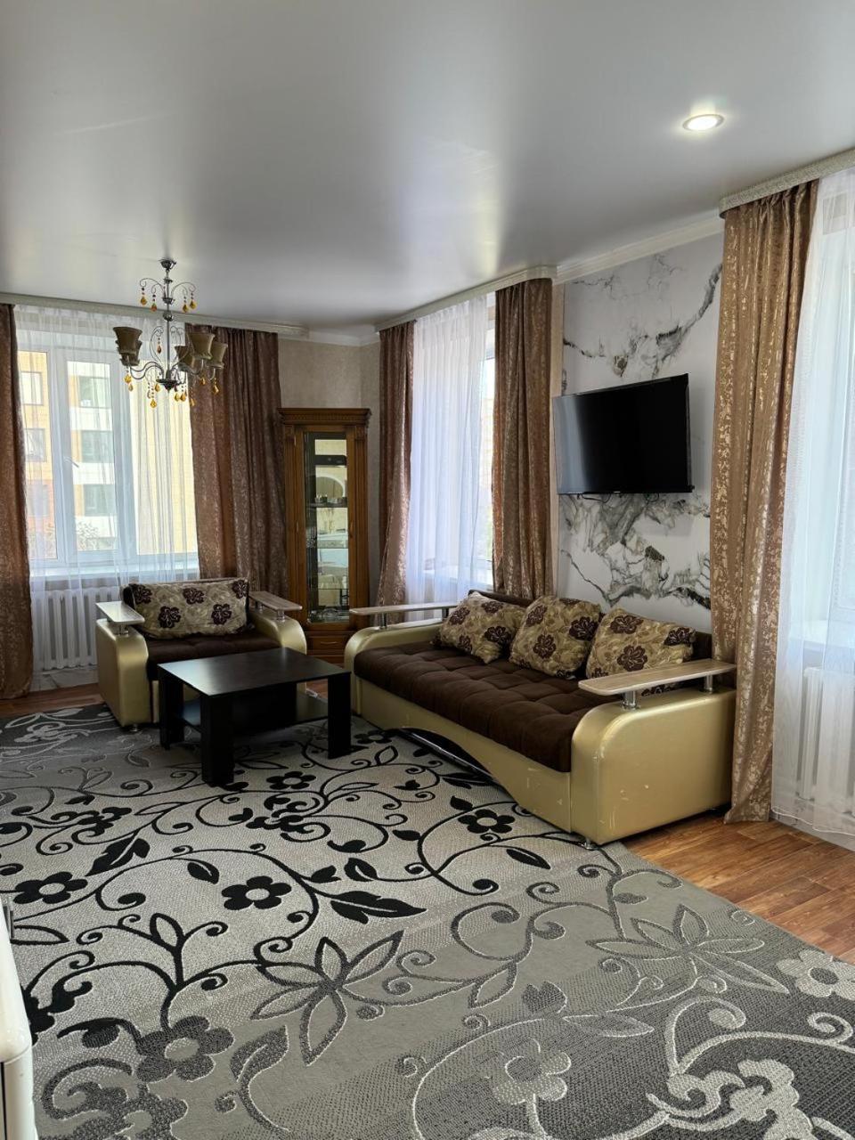The Grand Hotel Semei Exterior foto